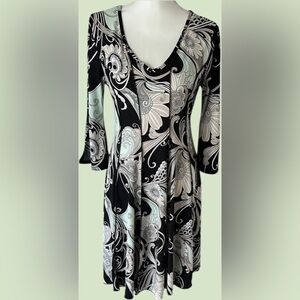 Elegant Black and White Floral Midi Dress